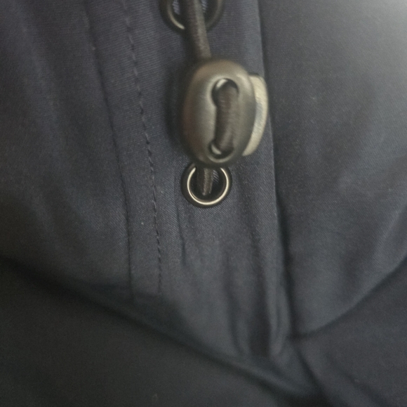 Men’s Michael Kors winter jacket water resistant - Picture 4 of 16